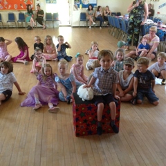 kids party entertainment with magic show Ashby